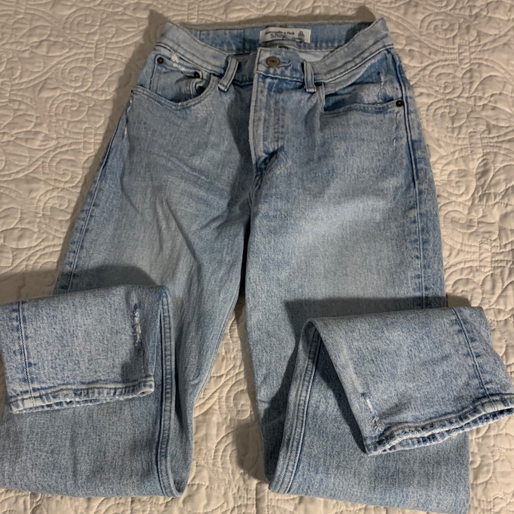 Abercrombie light blue high waist straight jeans size 23 Short NEW